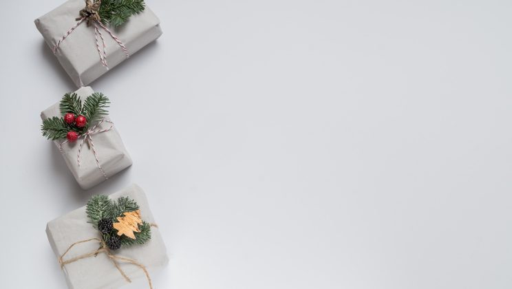 Hoe maak je je huis voorjaarsklaar met minimalistische decorwetten