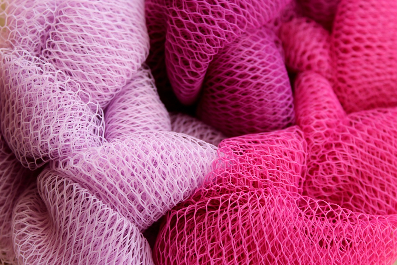 Verfrissend interieur met koele zomerpaletaccenten.